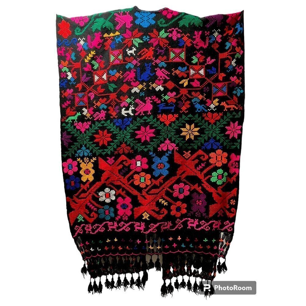 Mexican Cape OS Shawl Flowers Birds Animals Bugs Fringe Hand Knit Embroidered